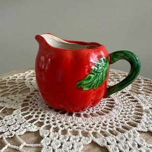 Maruhon 'Tomato Ware' Creamer